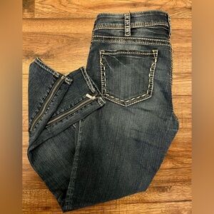 Silver Brand Aiko jeans with zipper detail at ankles 31x29
